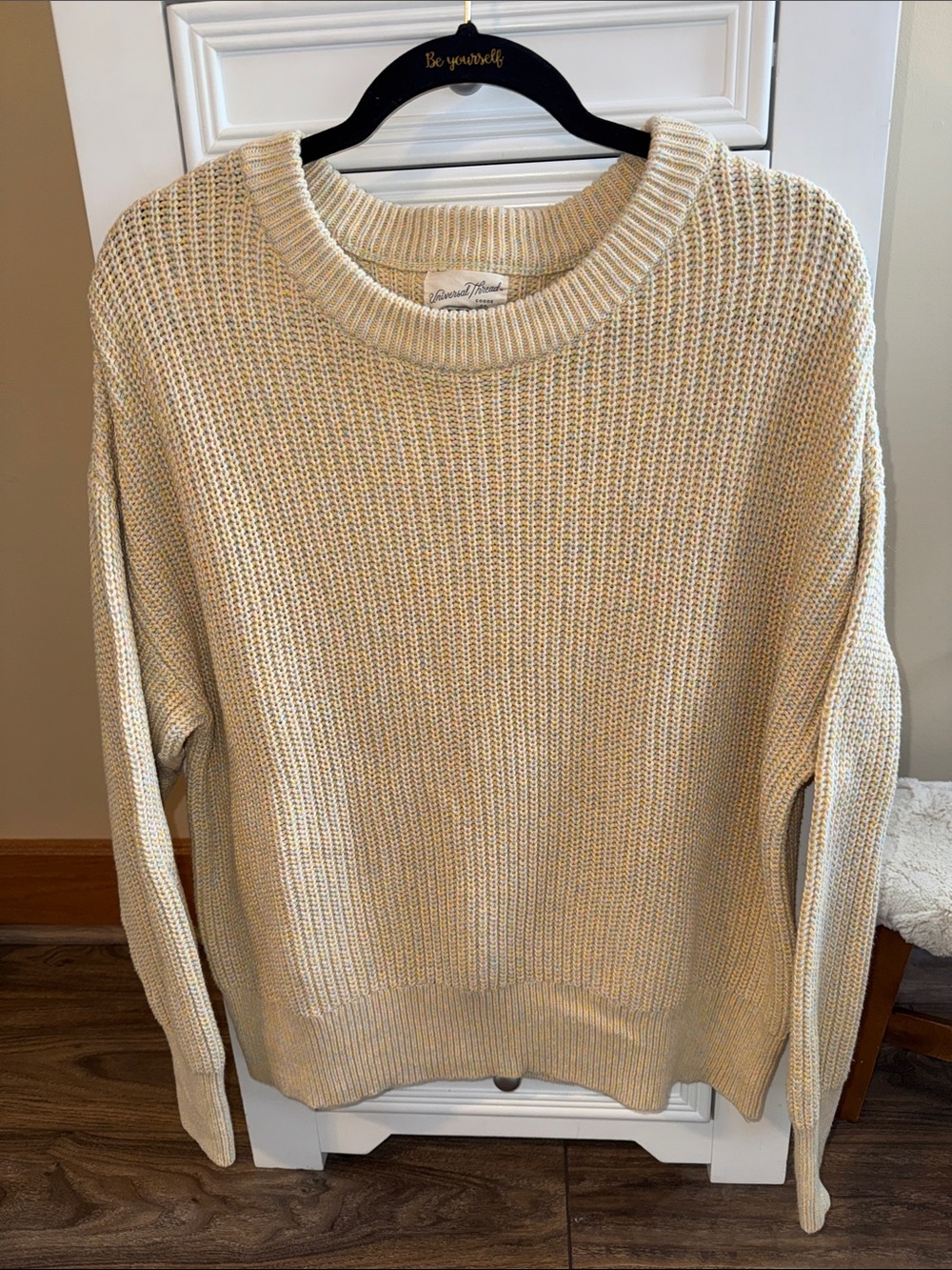 Universal Threads Crewneck Ribbed Sweater